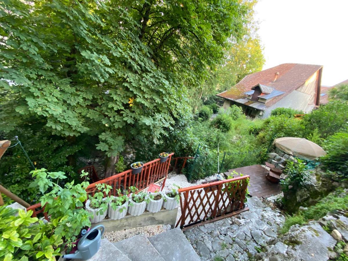 Castle View Menthon Villa Exteriör bild